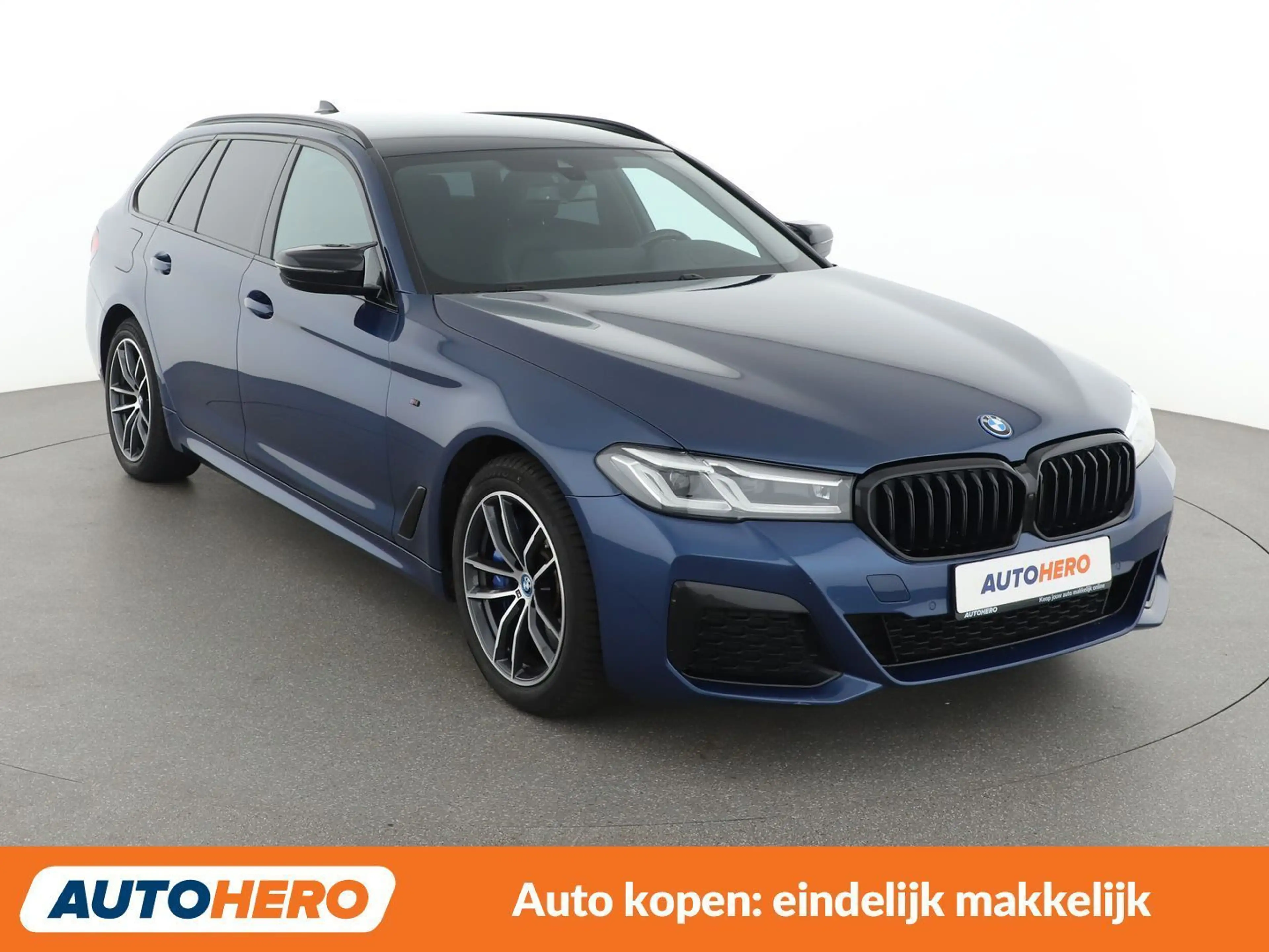 BMW 530 530e xDrive M Sport — photo 9