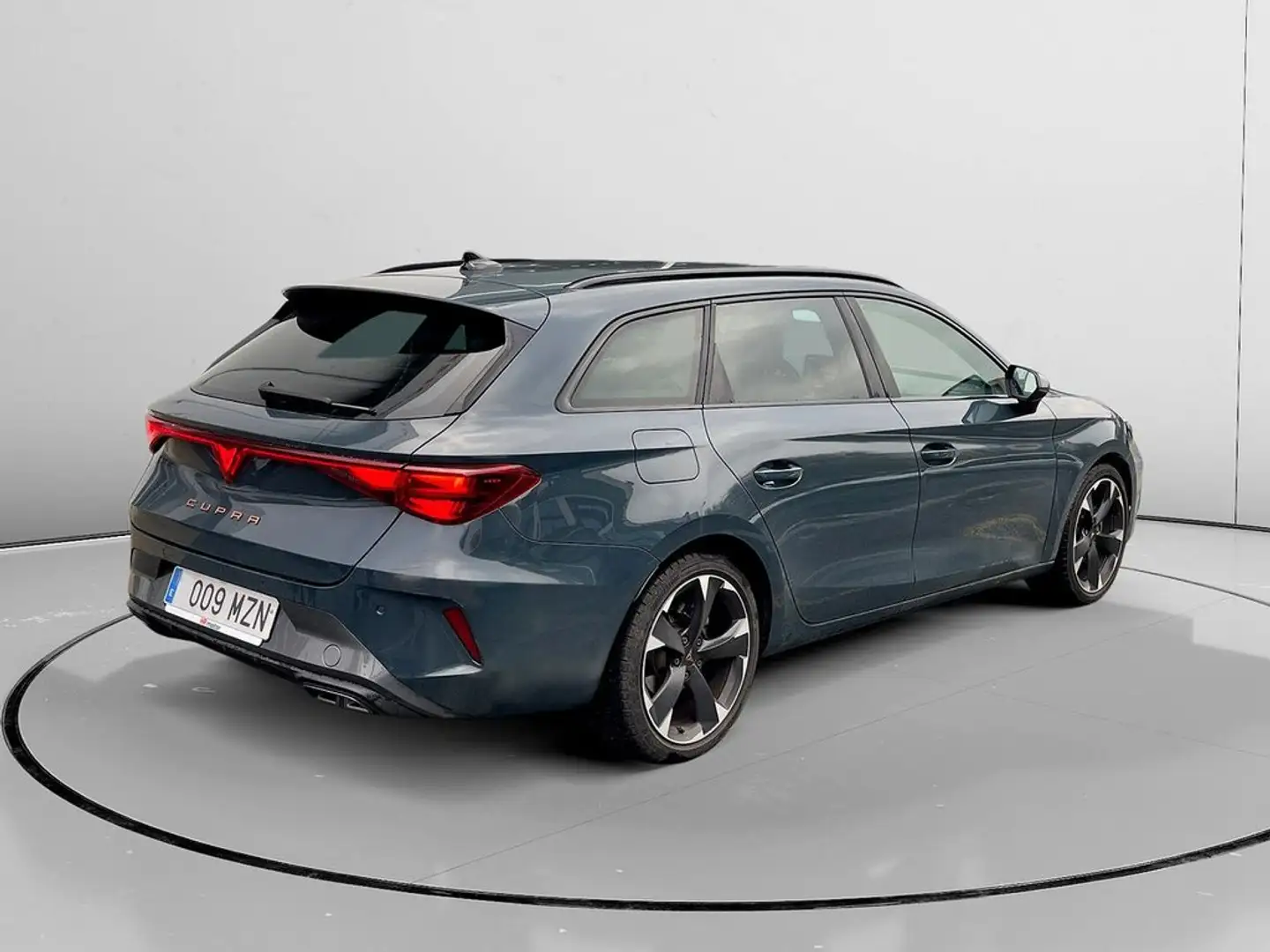 CUPRA Sonstige 1.5 eTSI Grau - 2