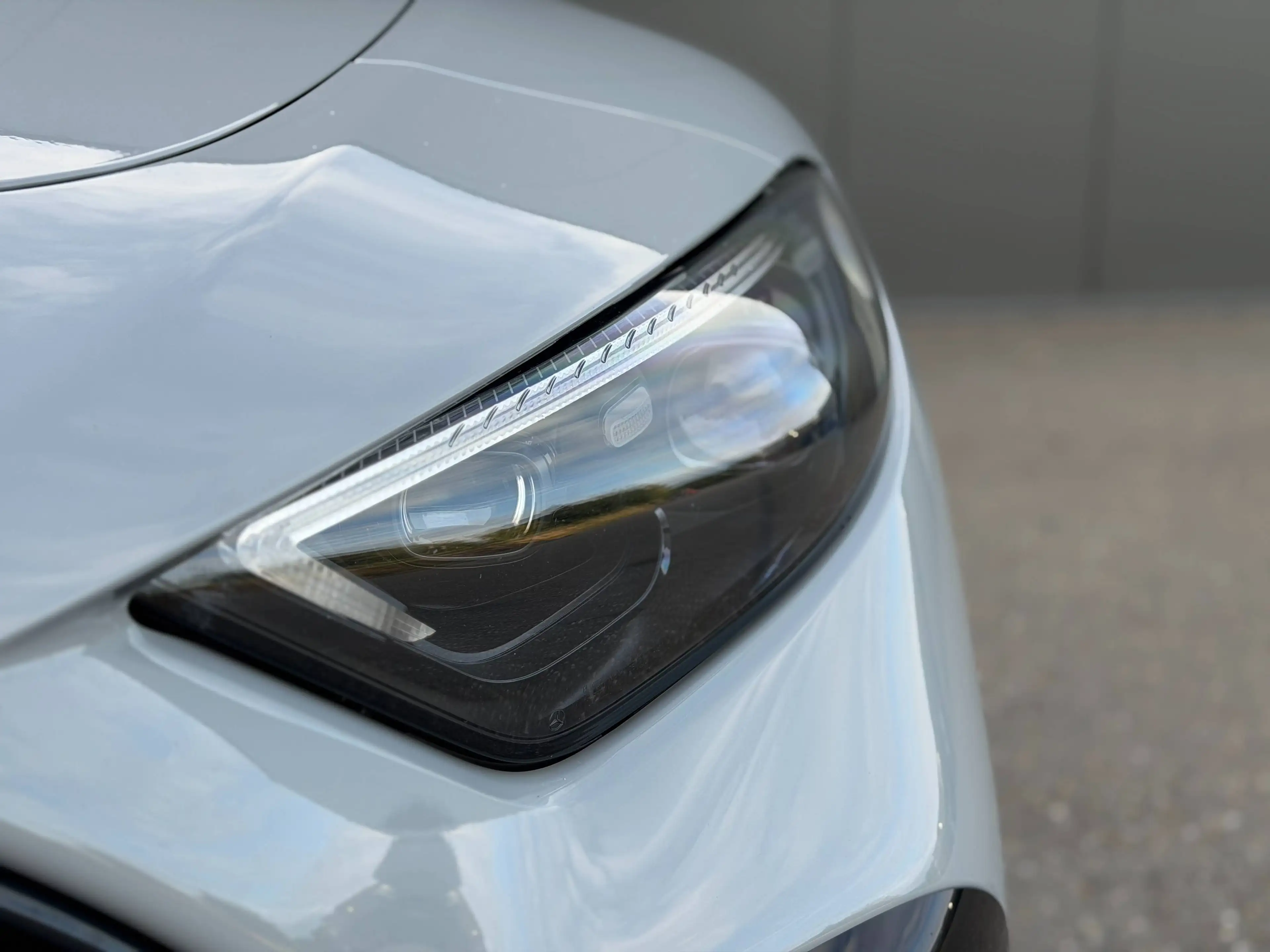 Mercedes-Benz SL 43 AMG MHEV 381cv - Pack Aero - Burmester - 360 - Carbone — photo 12