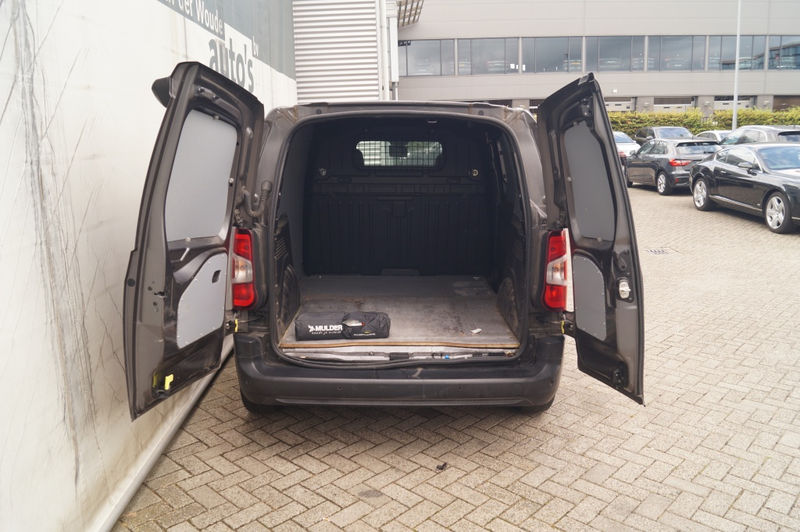Peugeot Partner 1.5 BlueHDI Asphalt -NAVI-CAM-DAB- — photo 28