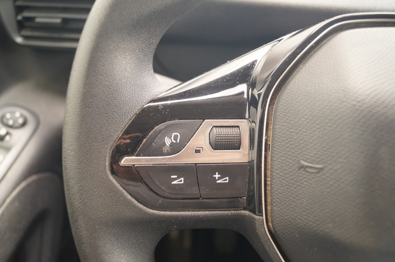 Peugeot Partner 1.5 BlueHDI Asphalt -NAVI-CAM-DAB- — photo 25