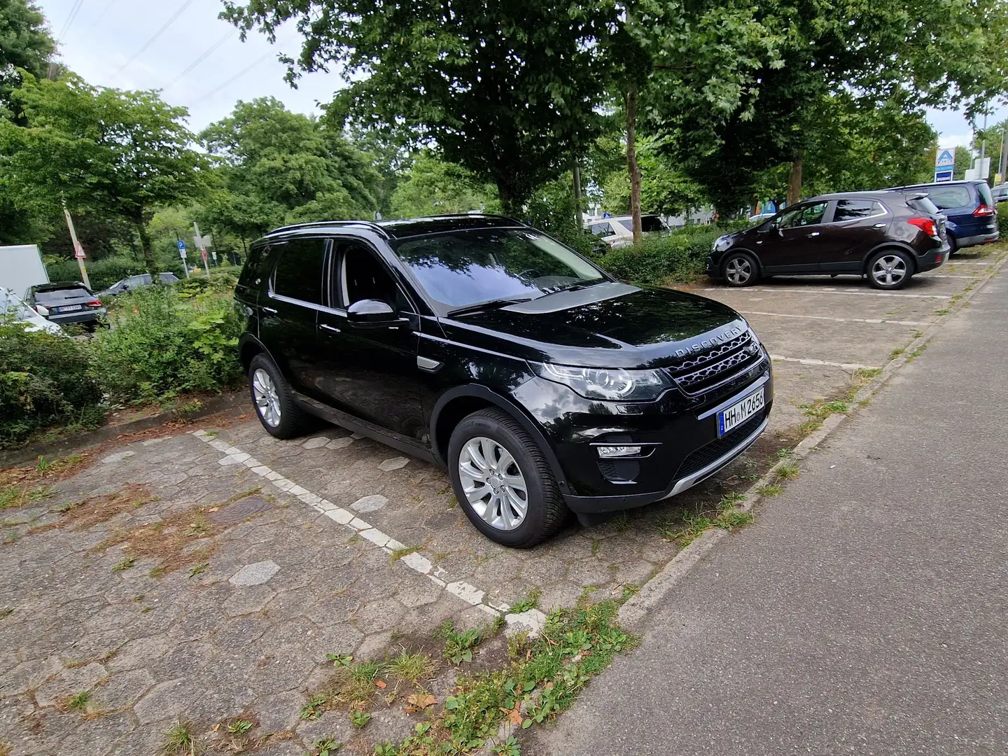 Land Rover Discovery Sport Discovery Sport TD4 Aut. HSE Schwarz - 1