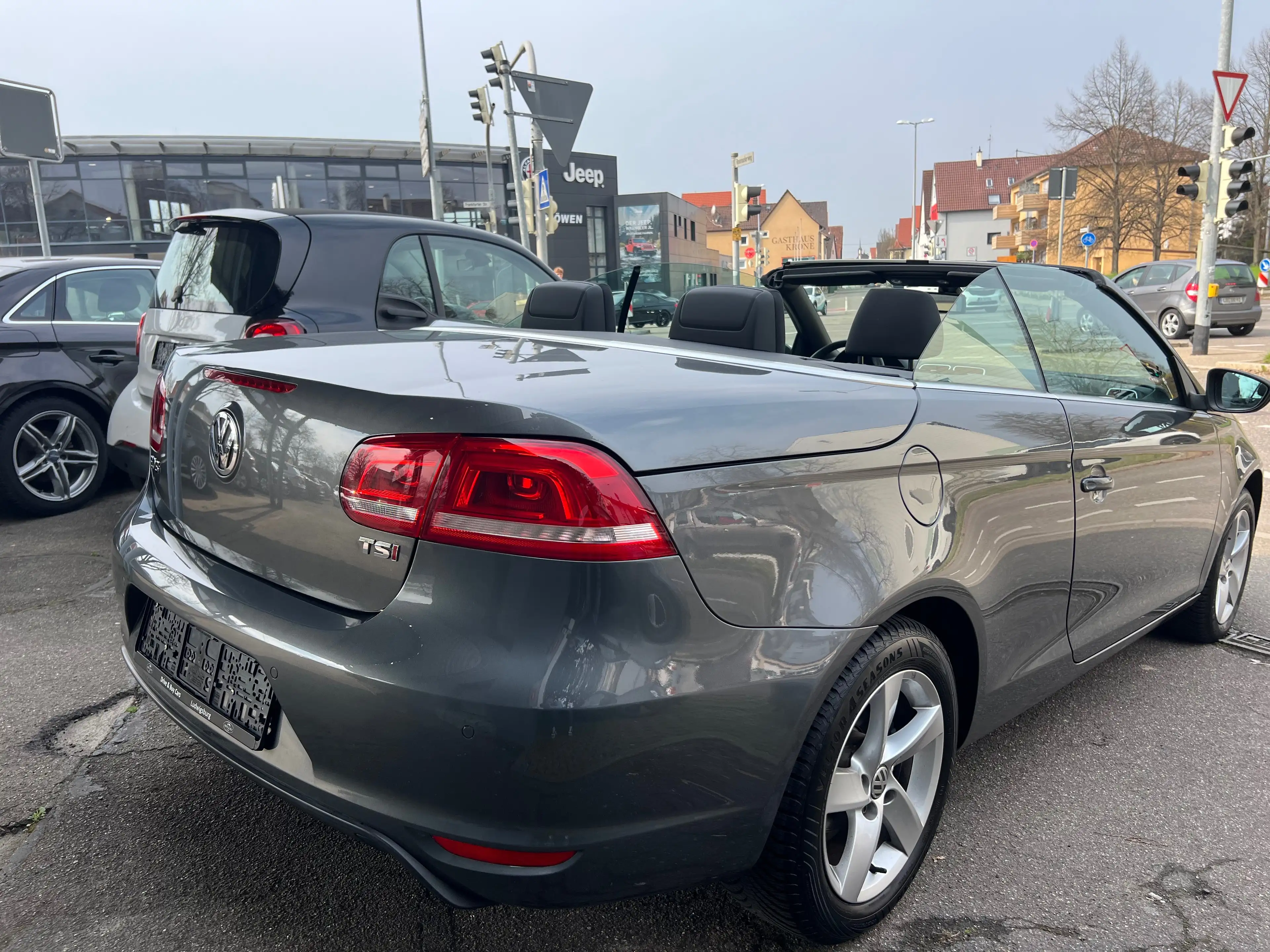 Volkswagen Eos Basis / Cabrio / NAVI — photo 8