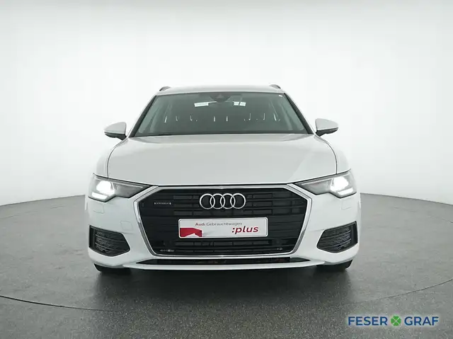 Audi A6 view 12