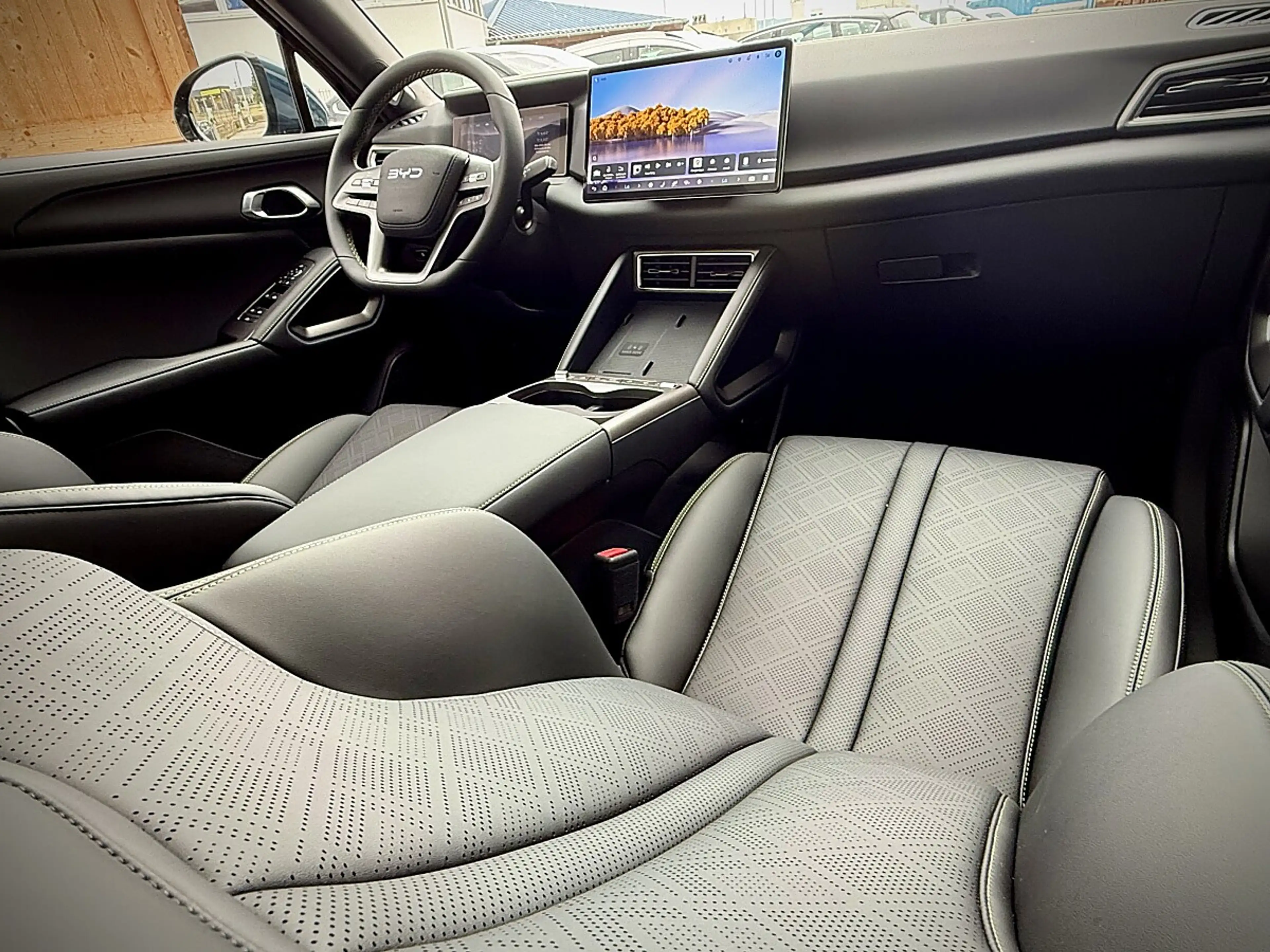 BYD Atto 2 Atto2 DM-i PHEV 18kWh 212PS Boost Österreich Pa... — photo 10