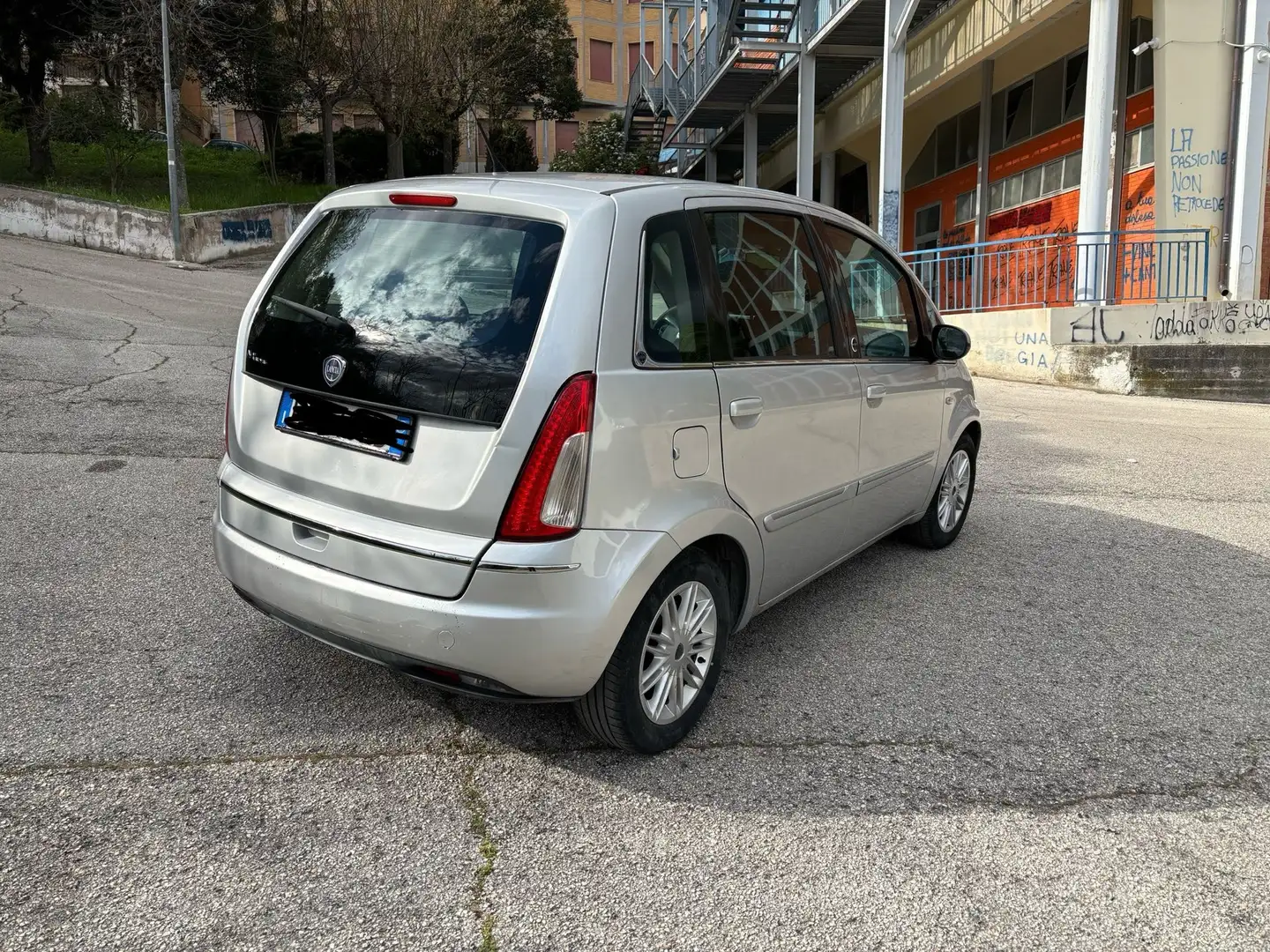 Lancia MUSA 1.4 8v Diva (argento) - 2