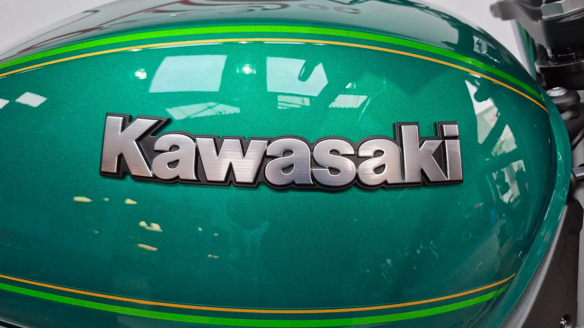 Kawasaki Z 650 VENDU VENDU VENDU RS***MOTODOC.BE*** Vert - 2