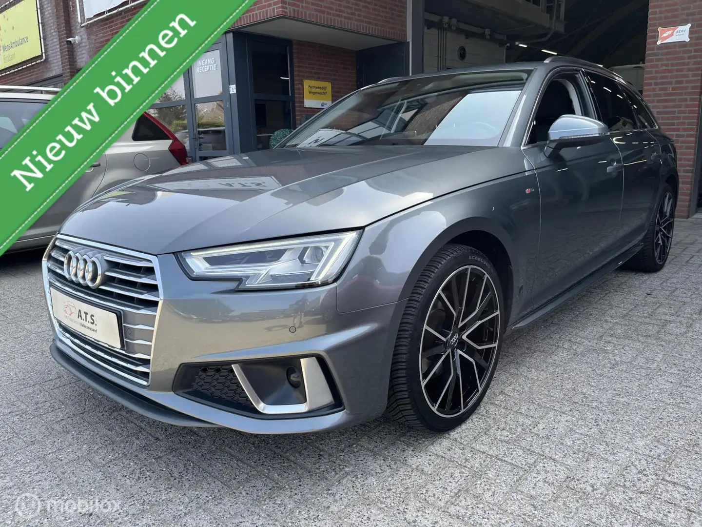 Audi A4 Avant 35 TFSI Sport S-line NAVI*VIRTUAL COCKPIT*PD Gris - 1