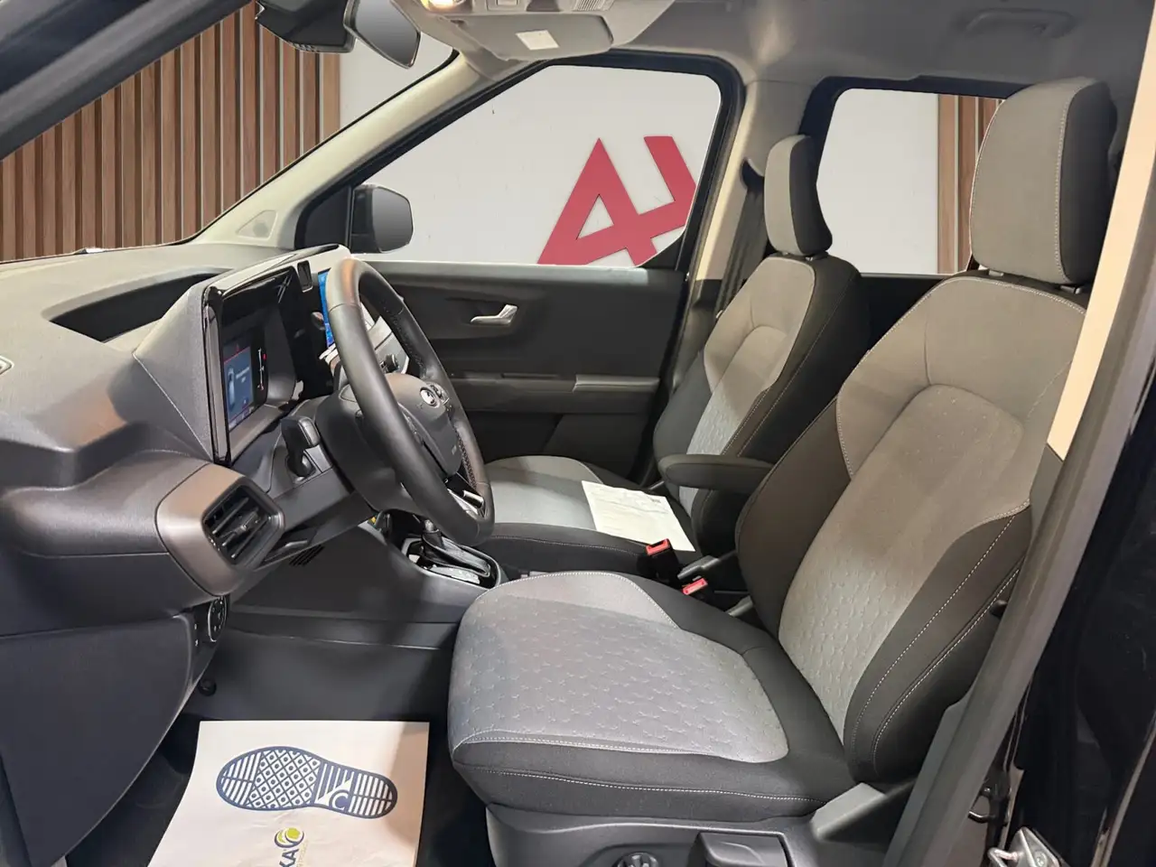 Ford Tourneo Titanium 1.0 Ecoboost A7 ** Winterpack Camera..., миниатюра 10