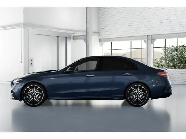 Mercedes-Benz C-Class view 4
