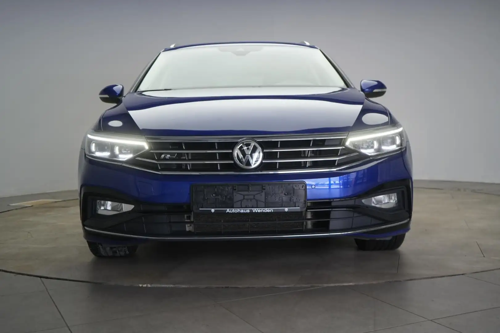Volkswagen Passat Variant 2.0 TDI DSG 4Motion Elegance R li Bleu - 2