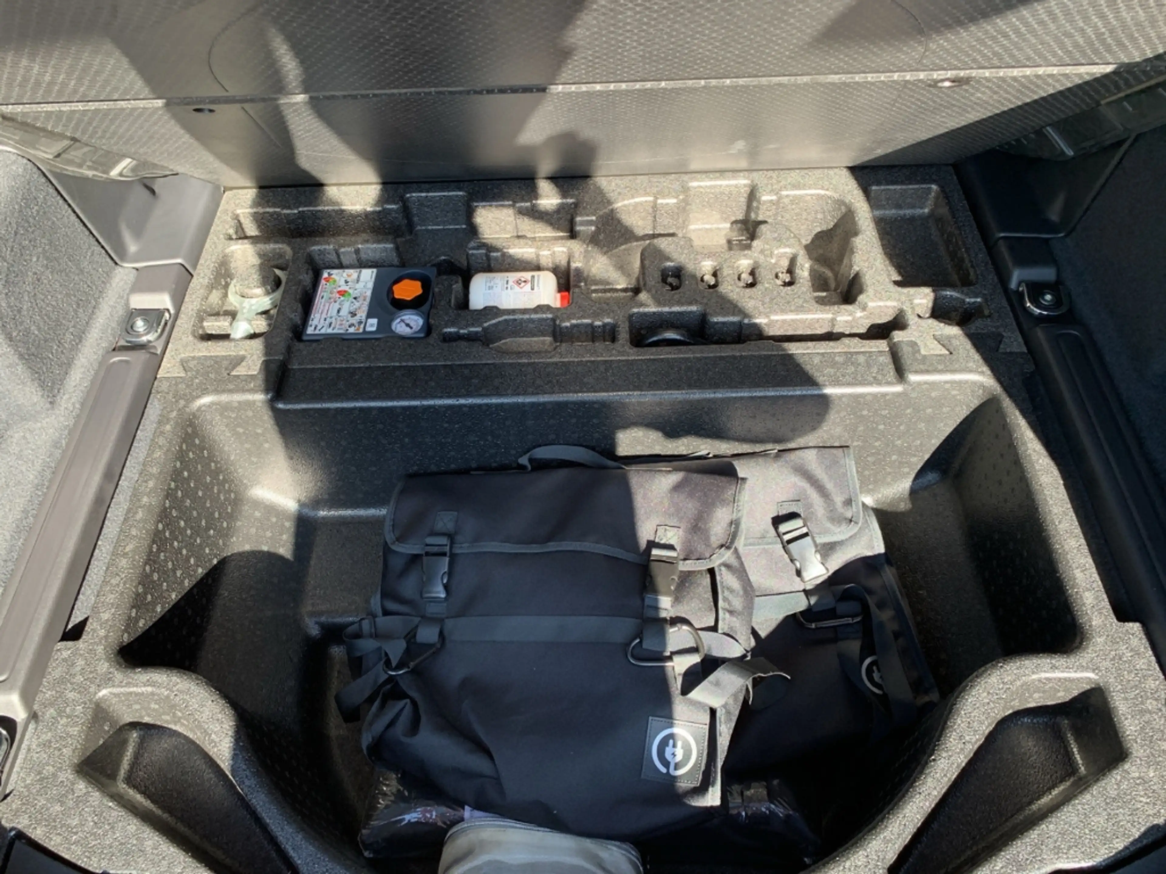 Land Rover Discovery Sport P270e S PANO+20LM-FELGE+DAB+ — photo 23