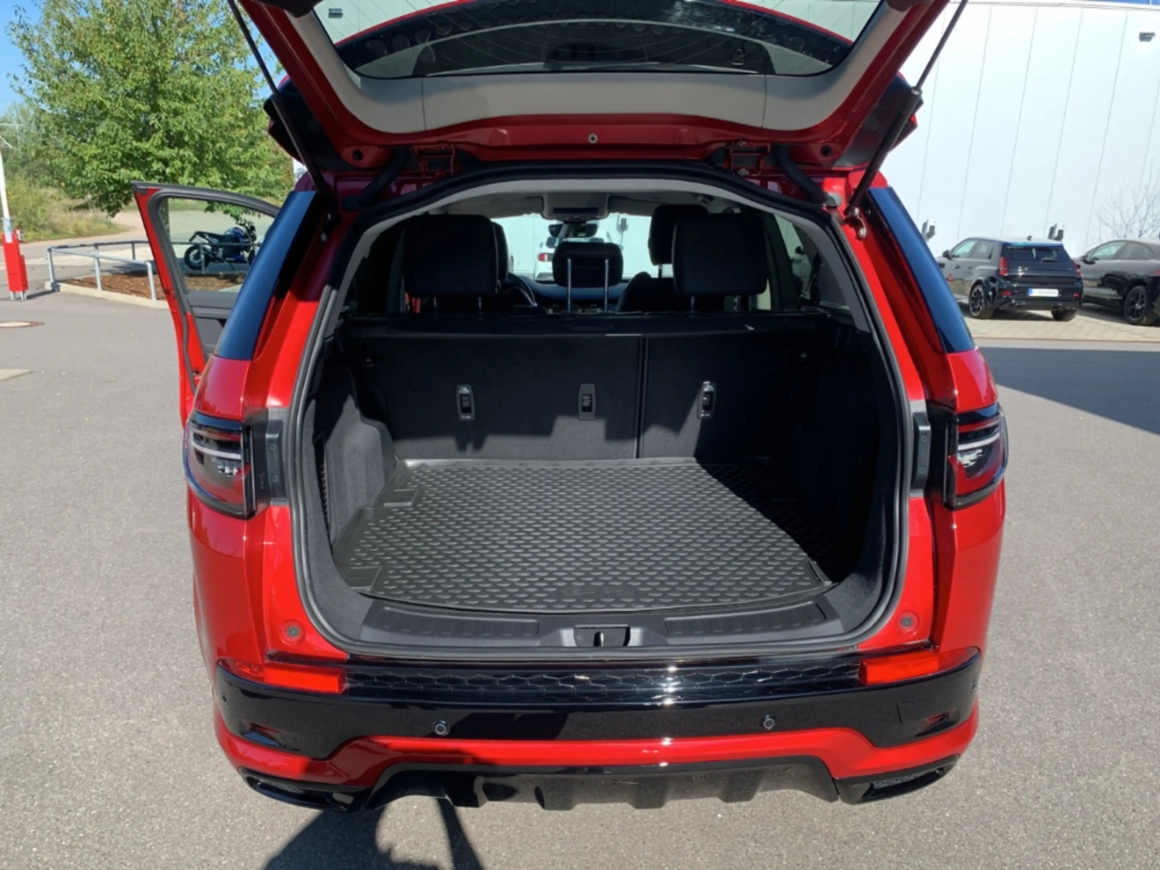 Land Rover Discovery Sport P270e S PANO+20LM-FELGE+DAB+ — photo 19