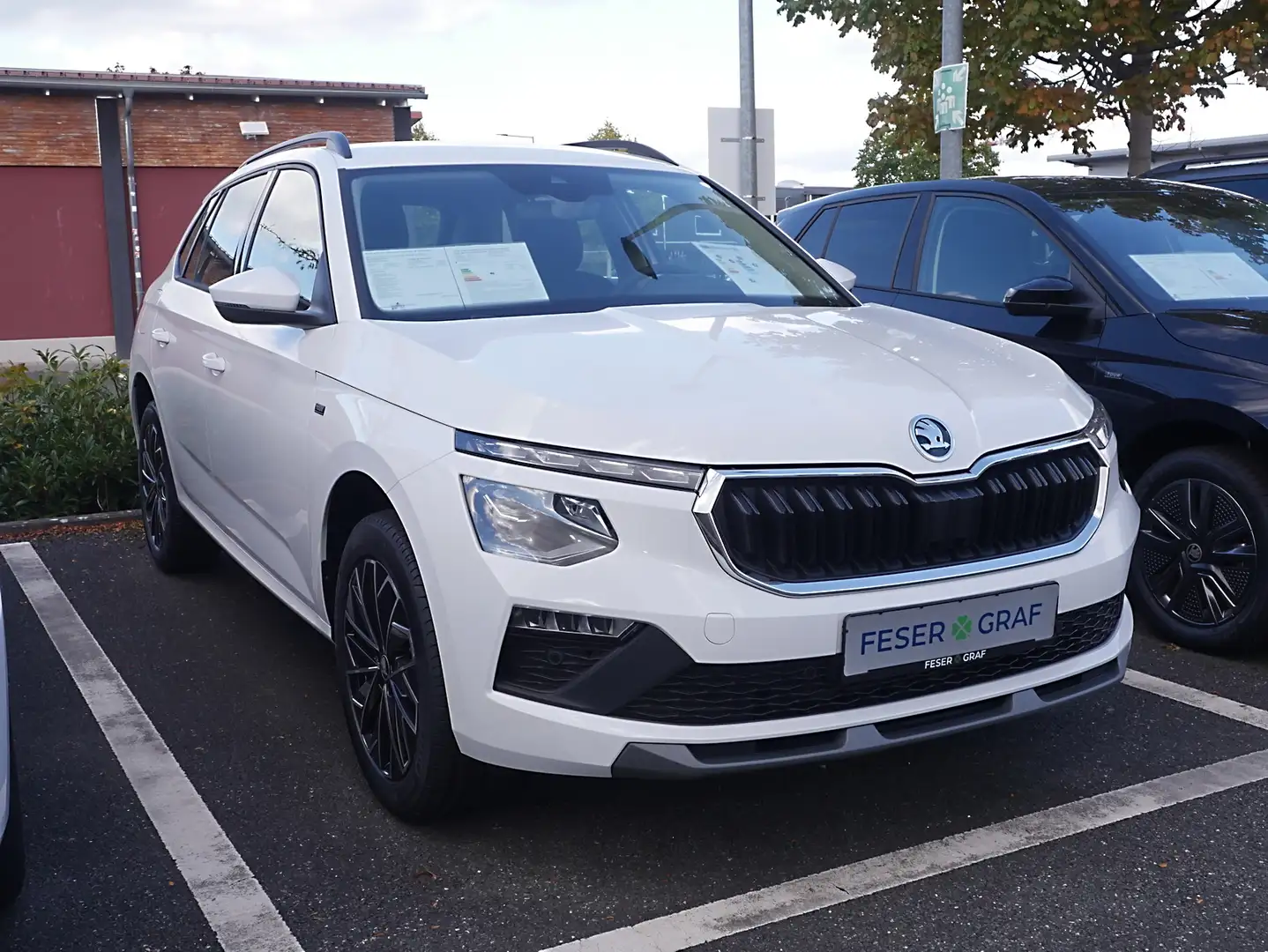 Skoda Kamiq Selection 1,0l TSI *RFK SHZ TEMP MATRIX* Blanc - 2