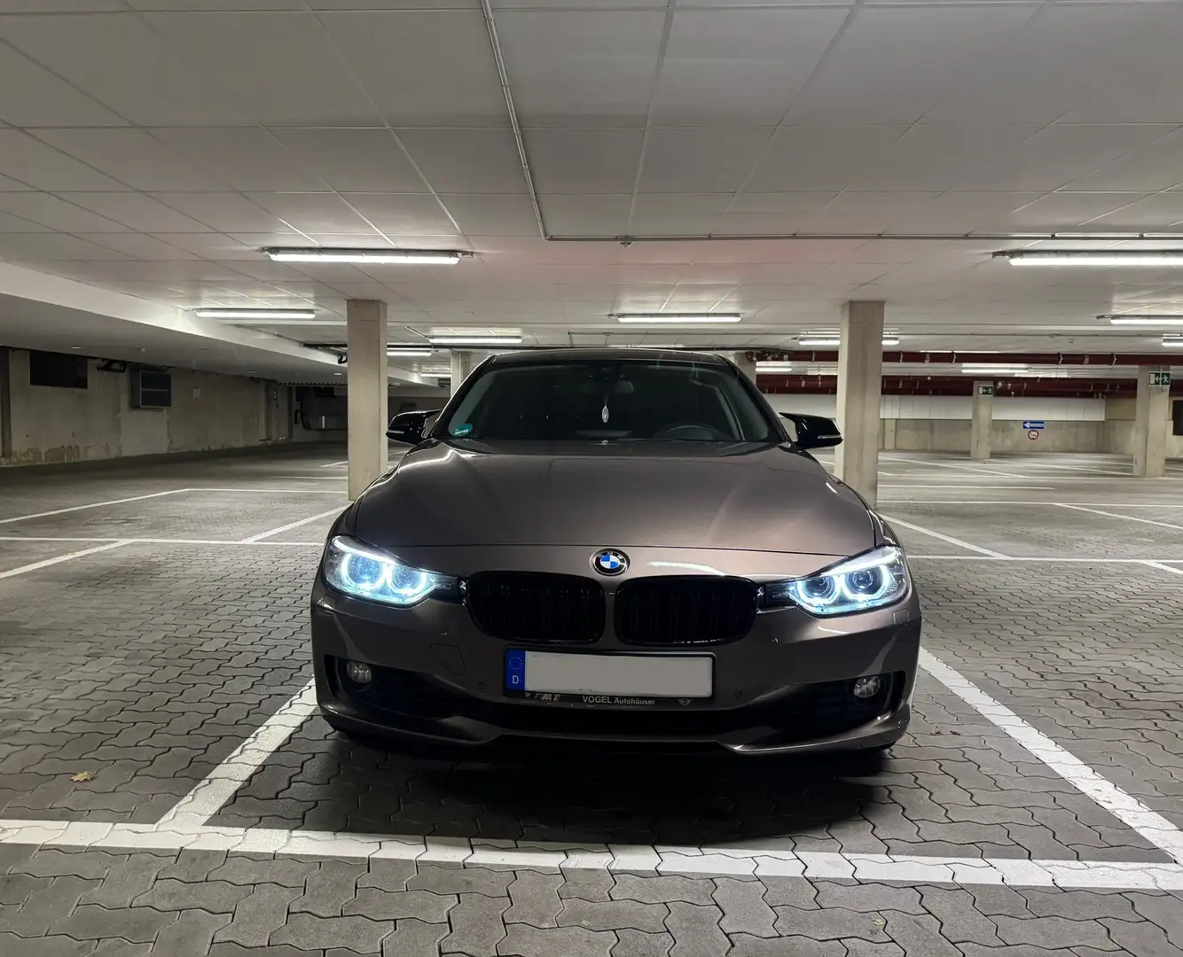 BMW 328 328i Luxury Line - Head Up / TÜV Neu / Scheckheft Braun - 2