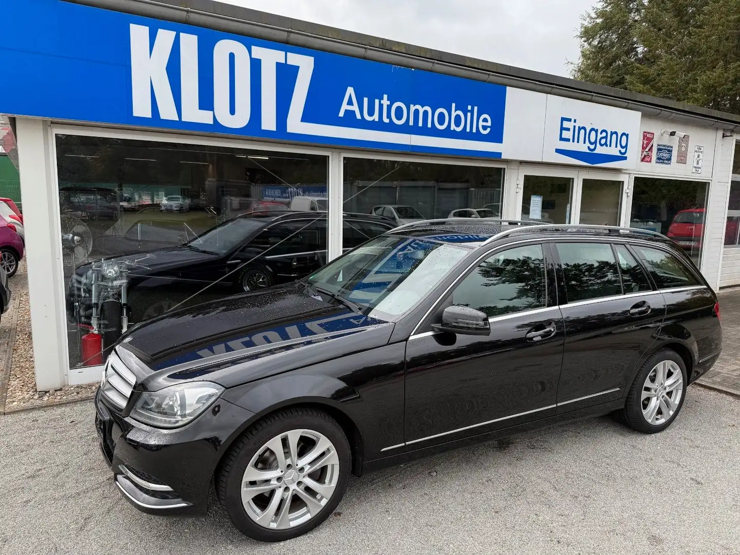 Mercedes-Benz C 180 T-Modell Schwarz - 2