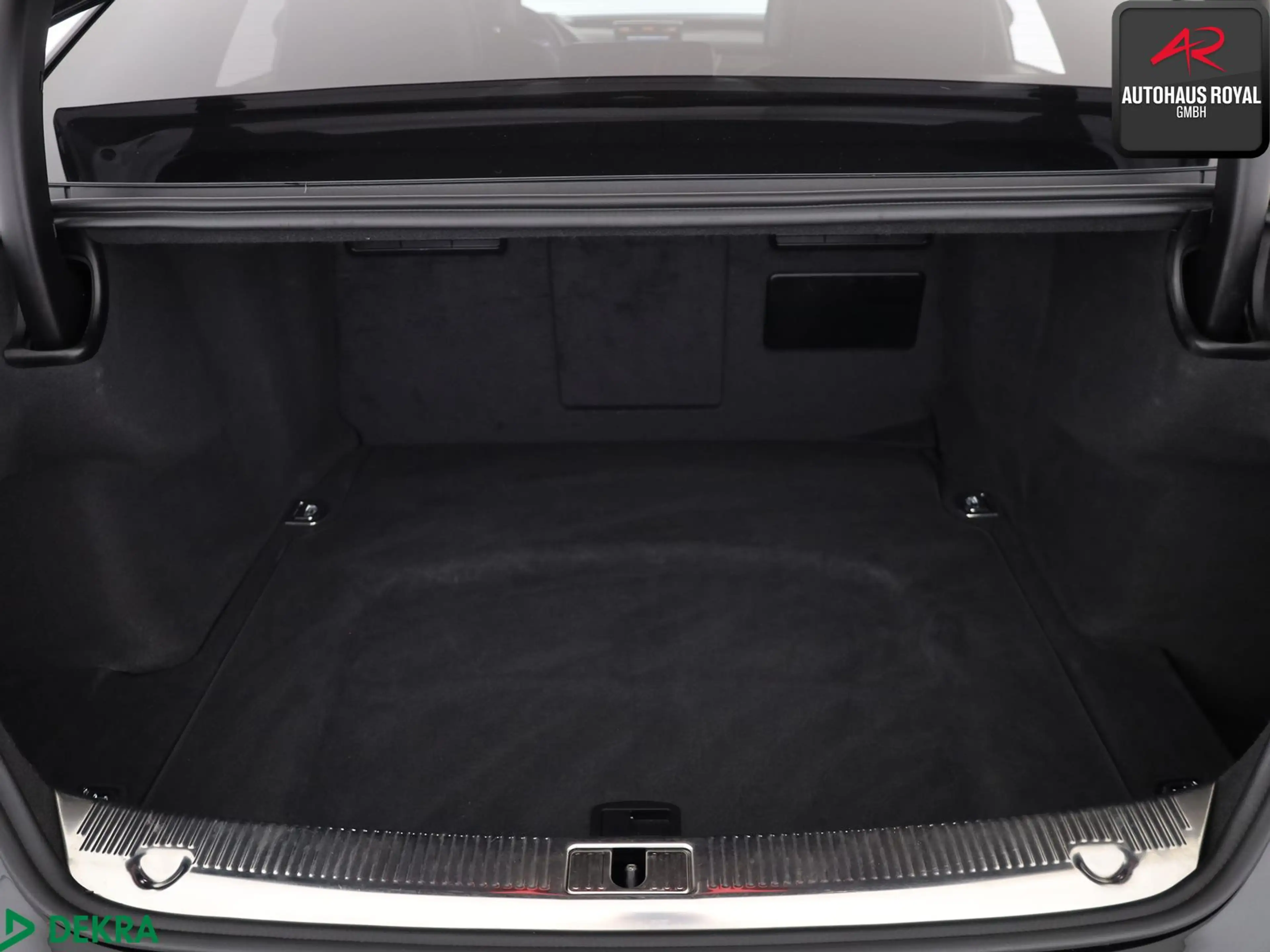 Audi S8 S8 PLUS 4.0 V8 TFSI qu KERAMIK,HUD,MASSAGE,LUFT — photo 14