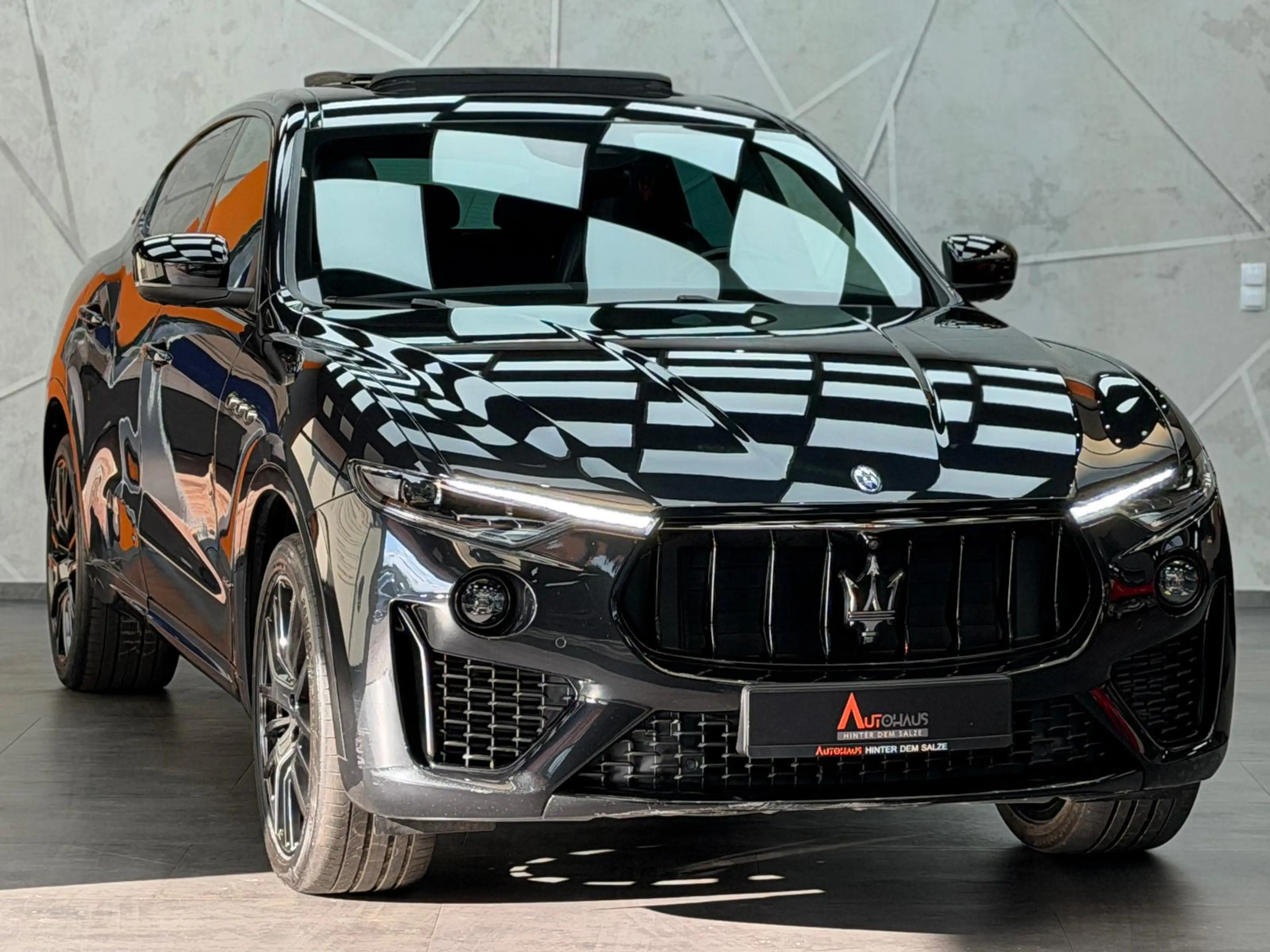 Maserati Levante GranSport Diesel 3.0 D |H&K|MATRIX|PANO| — photo 2