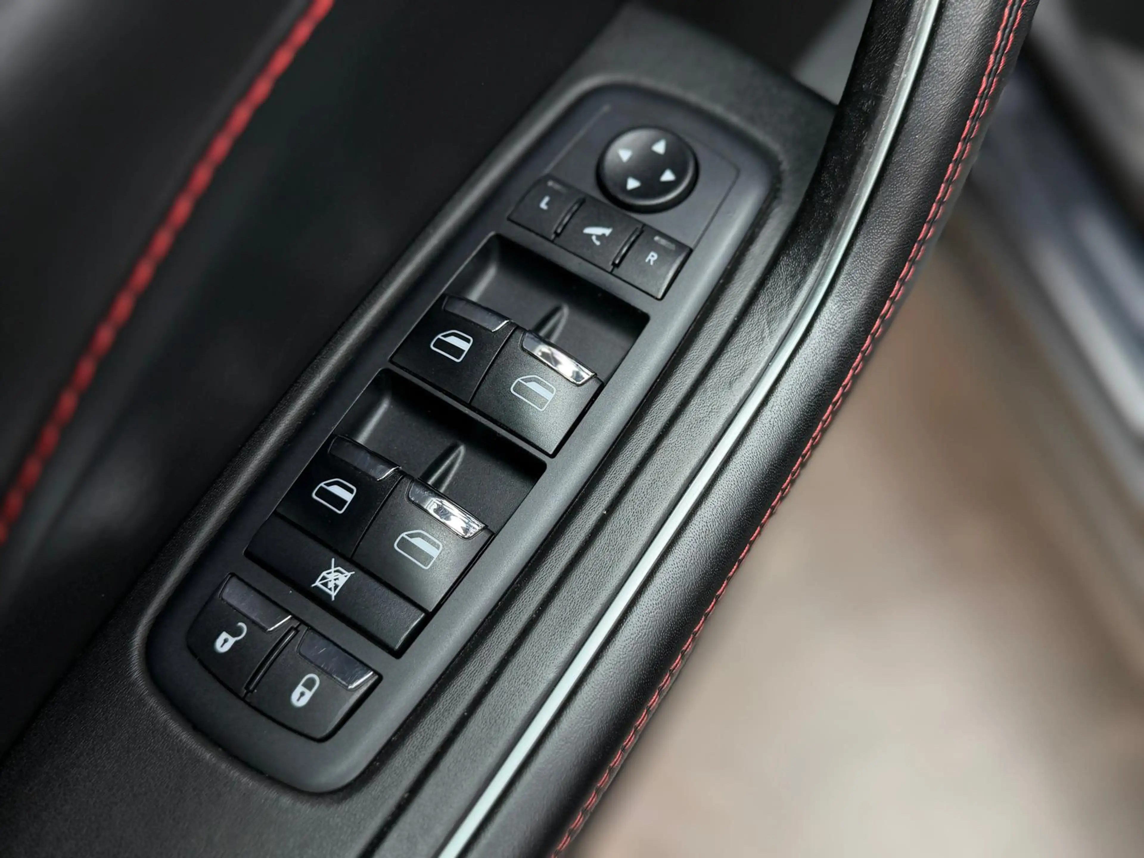 Maserati Levante GranSport Diesel 3.0 D |H&K|MATRIX|PANO| — photo 11