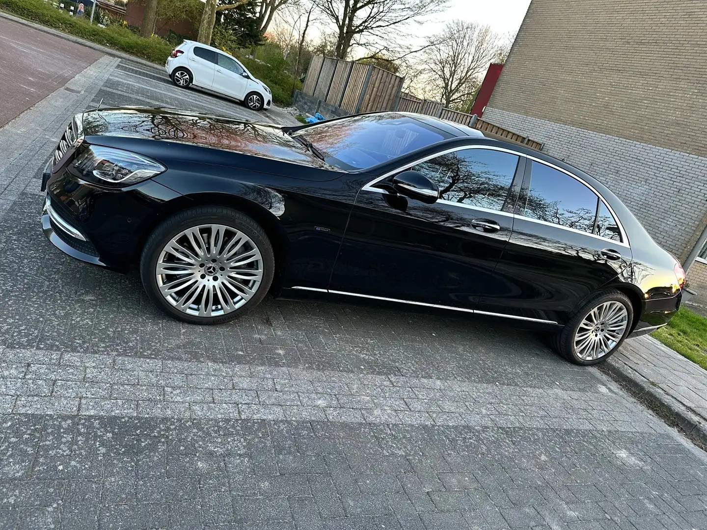 Mercedes-Benz S 560 E L. Prem.Plus Negru - 1
