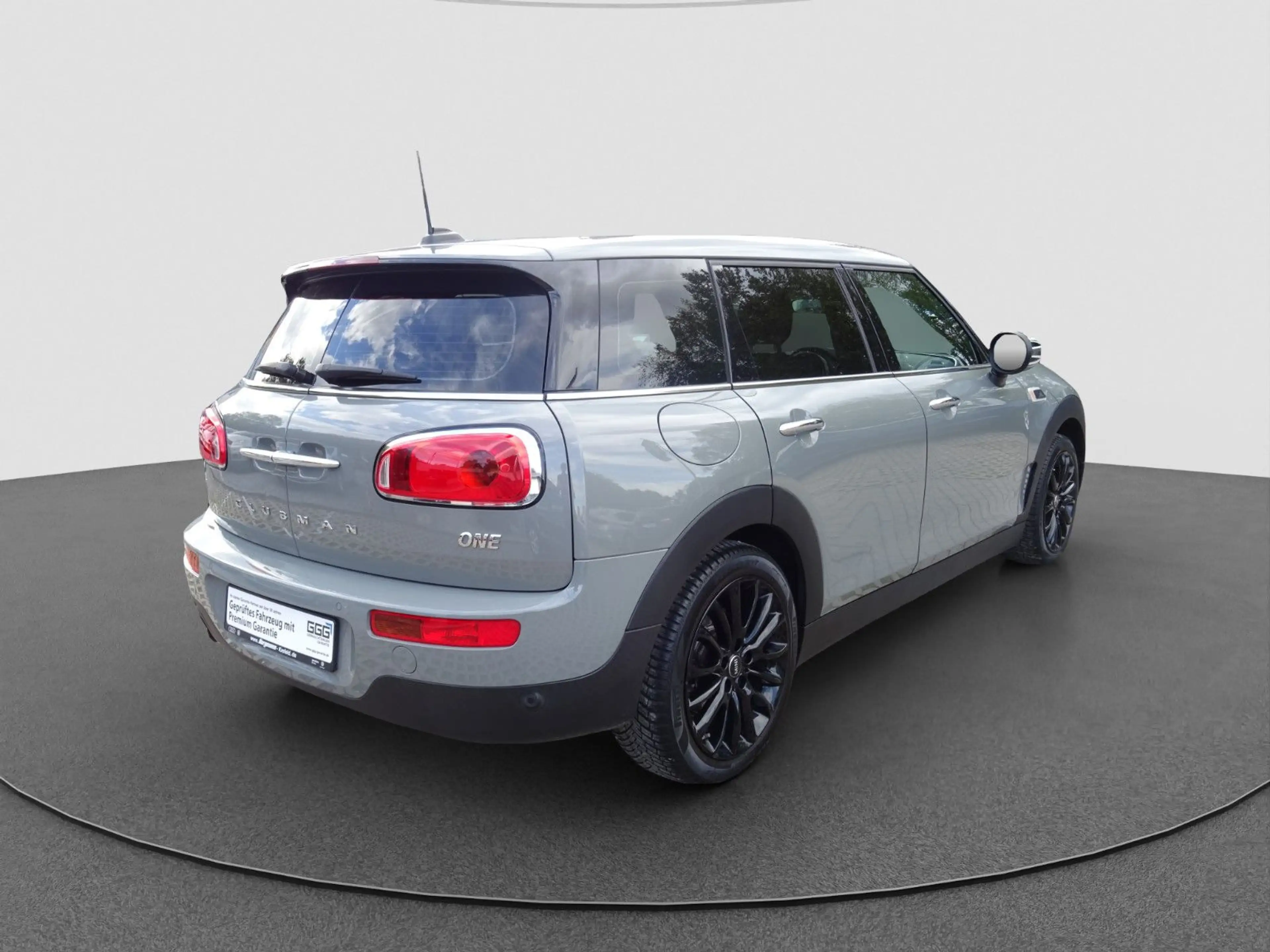 MINI One Clubman One — photo 9