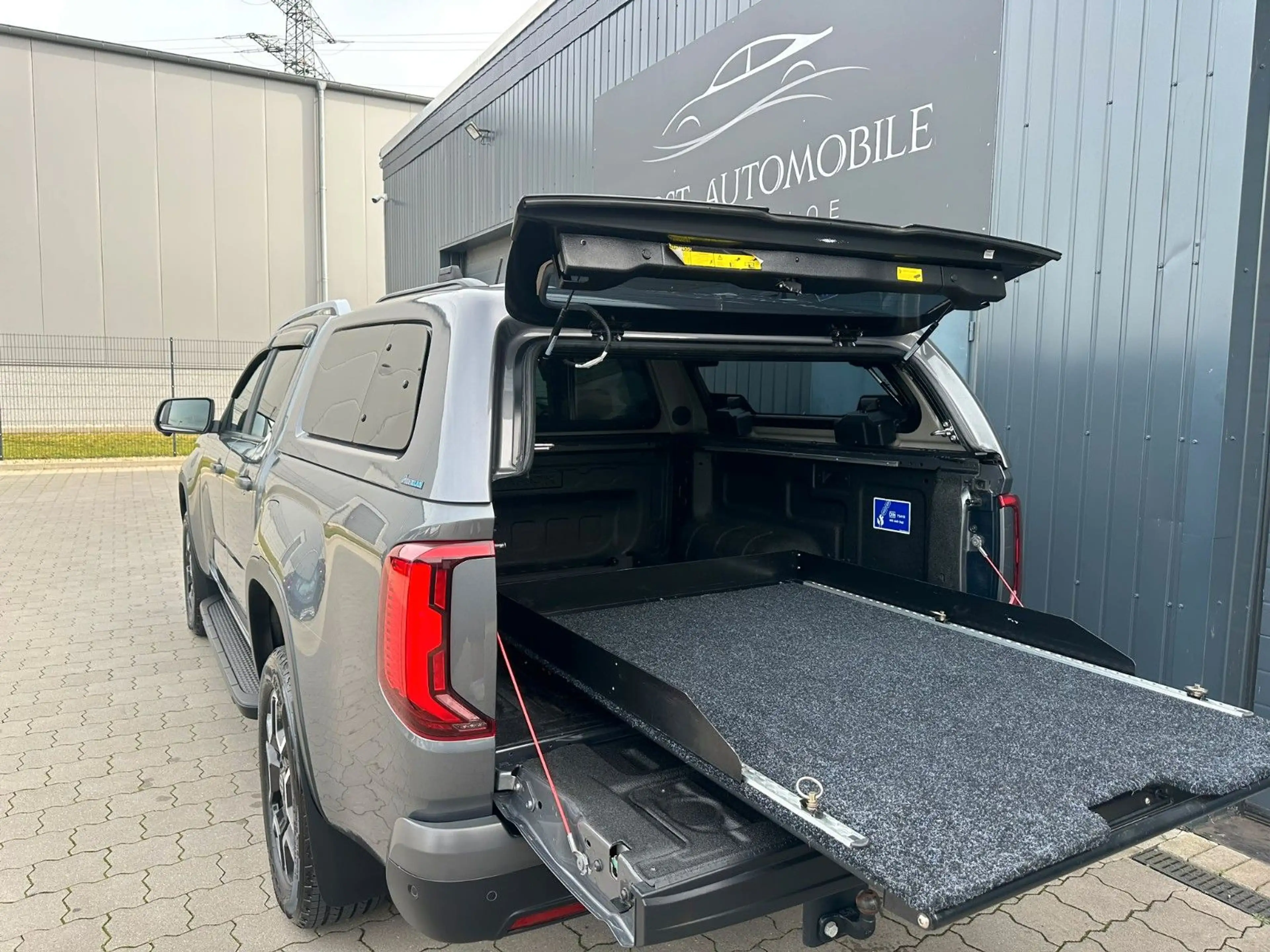 Volkswagen Amarok 3.0 TDI Doppelkabine*HardTop*1.Hand — photo 11