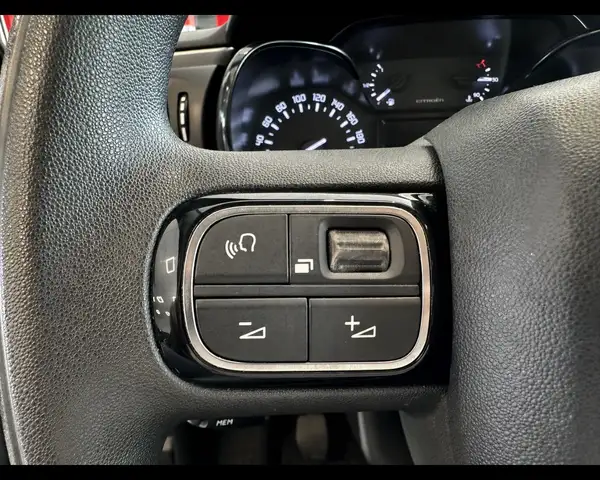 Citroen C3 view 11