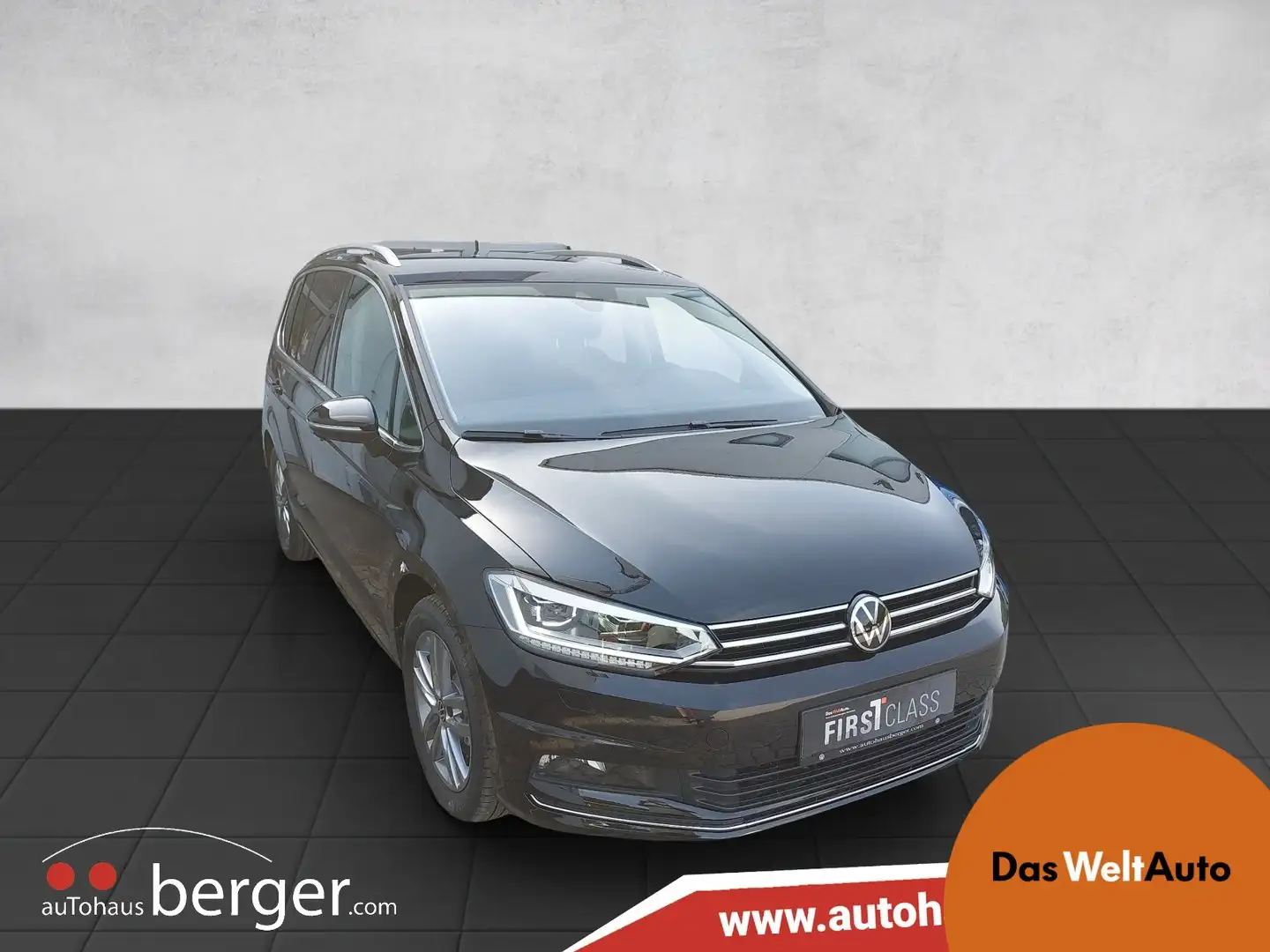 Volkswagen Touran Highline TDI DSG Zwart - 1