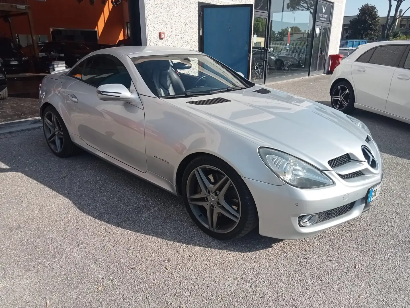 Mercedes-Benz SLK 200 AMG PACK/PDC/XENON/NAVI/AIRSCARF/SEDILI RISCALDATI Argento - 1