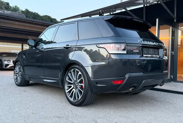 Land Rover Range Rover Sport view 10