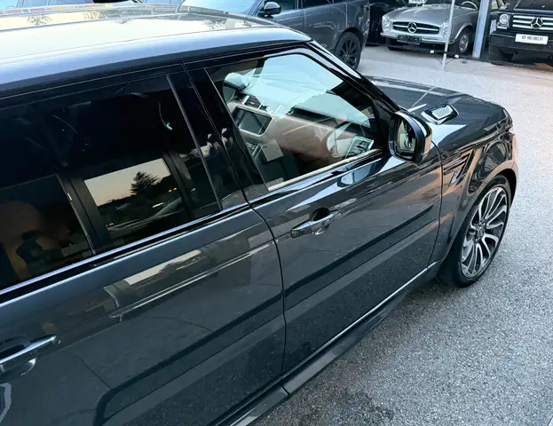 Land Rover Range Rover Sport view 14