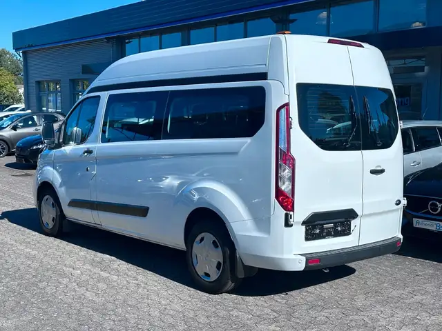 Ford Transit Custom view 8