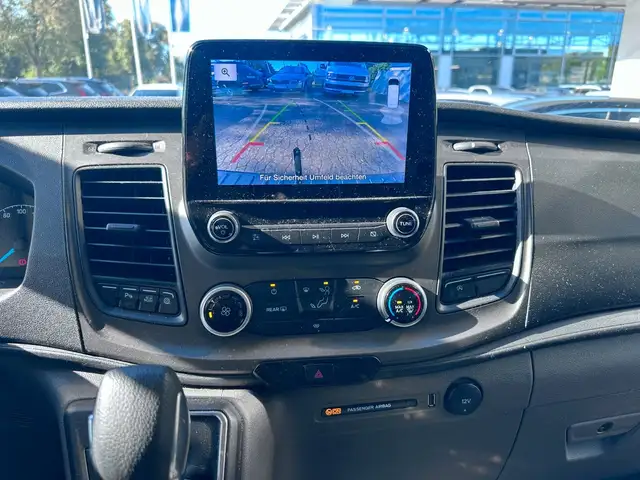Ford Transit Custom view 7