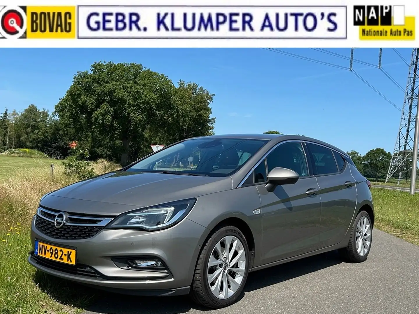 Opel Astra 1.4 Innovation, Navi, Cruise, ECC, PDC, Isofix Grijs - 1