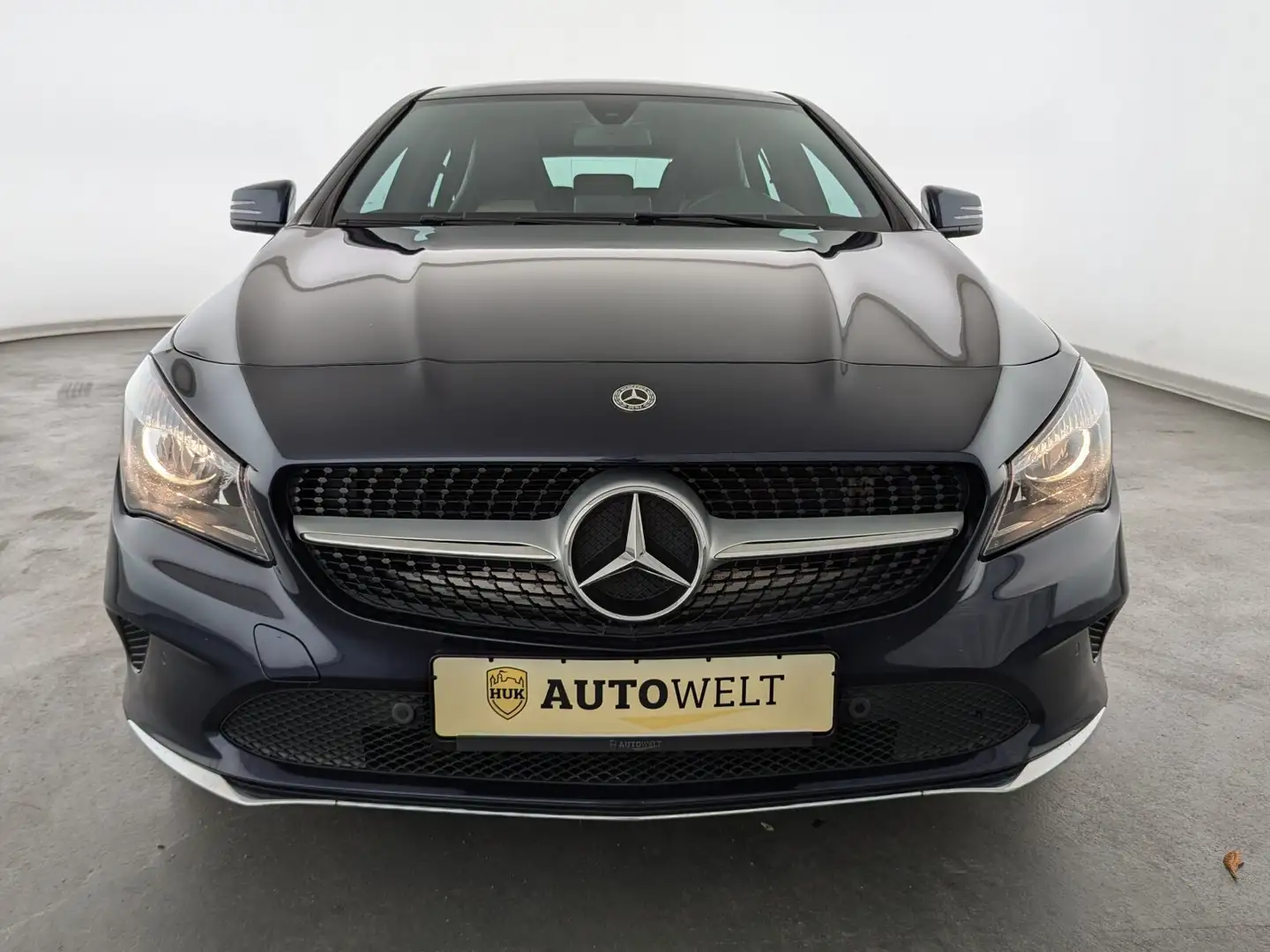 Mercedes-Benz CLA 220 CLA 220 Shooting Brake Urban 4Matic LEDER+NAVI+ BC Blau - 2