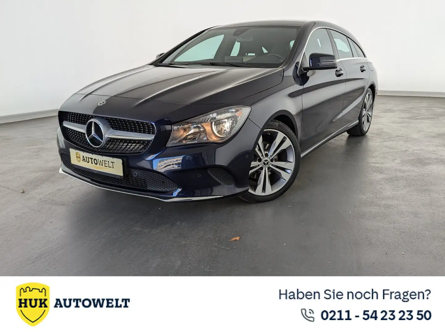 Mercedes-Benz CLA 220 CLA 220 Shooting Brake Urban 4Matic LEDER+NAVI+ BC Blau - 1