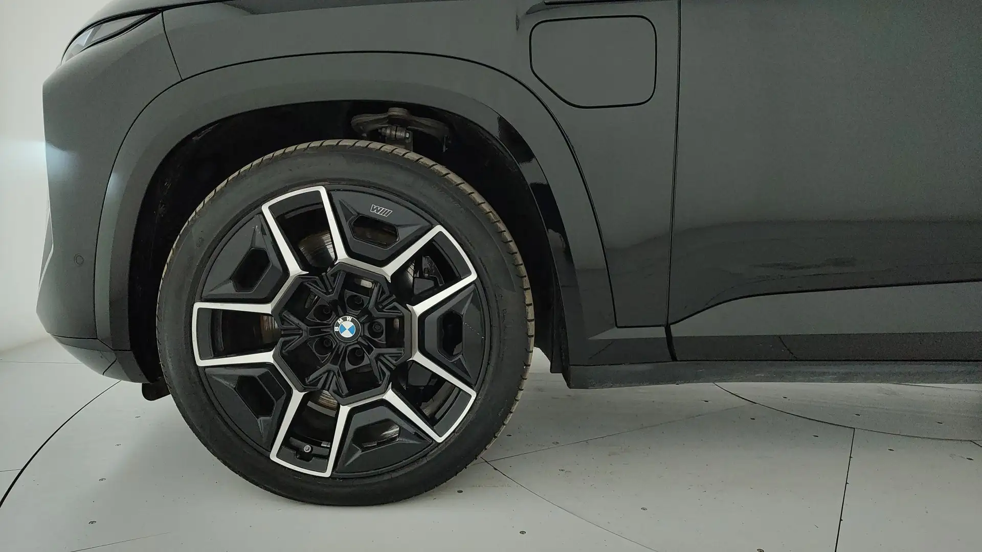 BMW XM 2024 검정 사진 5