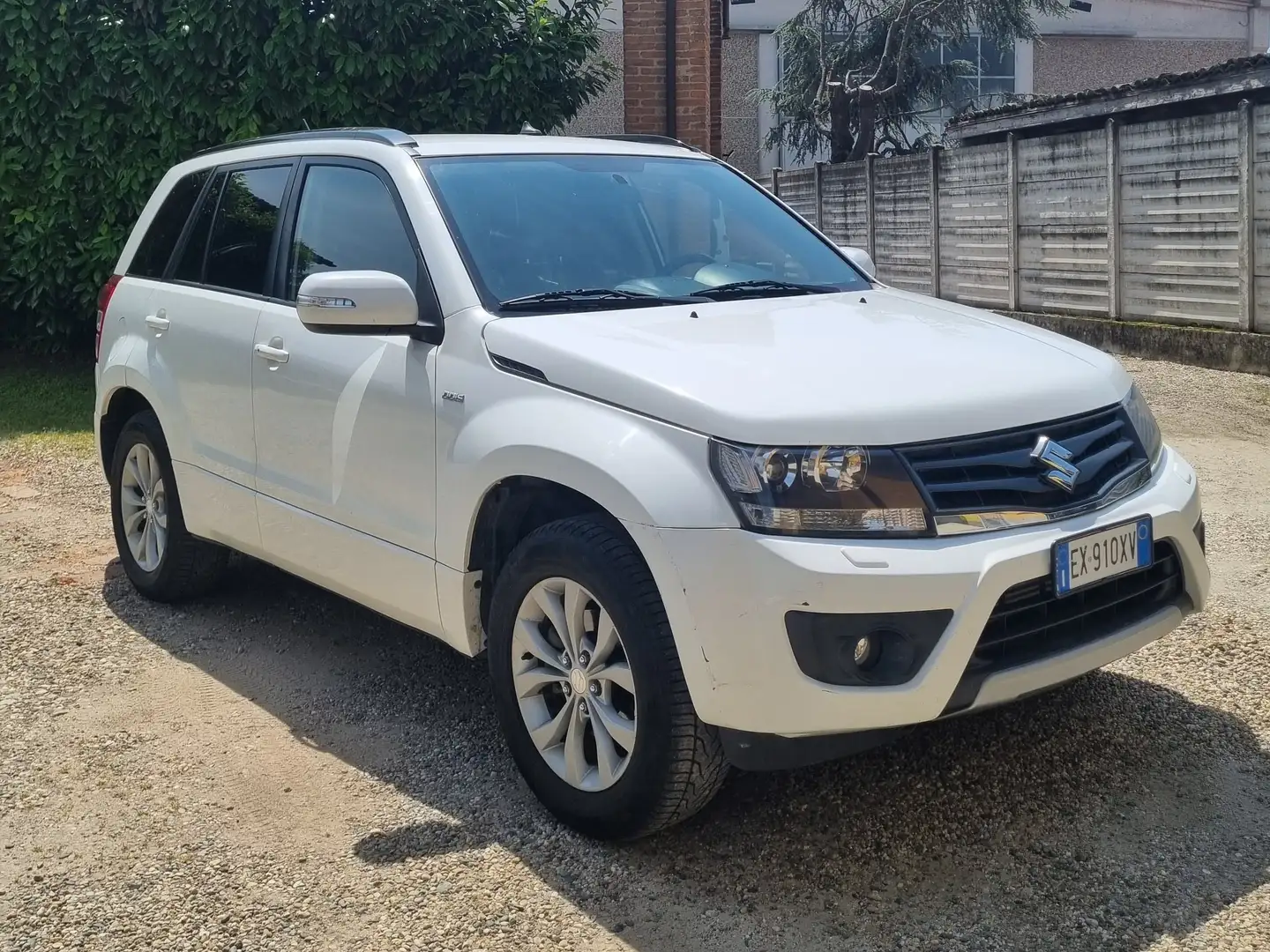 Suzuki Grand Vitara Grand Vitara II 2014 1.9 ddis 5 porte Blanco - 2