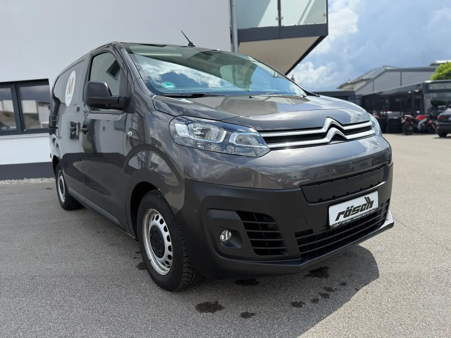 Citroen Jumpy Kasten AHK Elektromotor Grau - 1