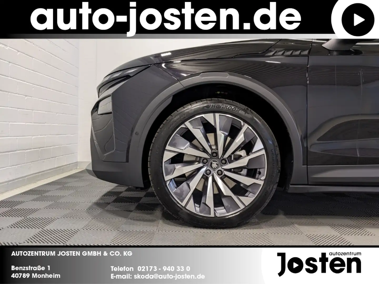 Skoda Elroq 85 Loft MAXX-Paket 21''-LM-Supernova DCC AHK Schwarz - 2