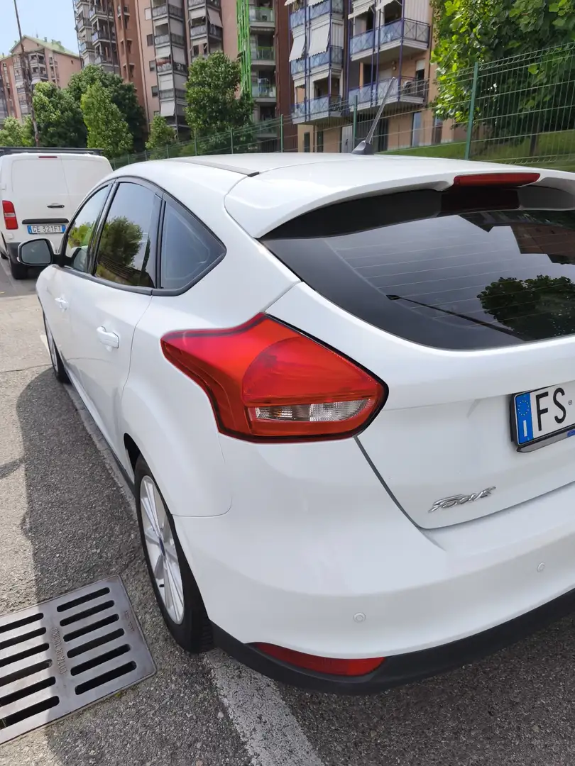 Ford Focus 5p 1.6 Plus Gpl 120cv - 2