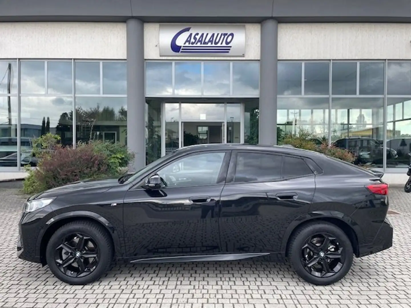 BMW X2 Sdrive 20i mhev 48V MSport auto ACC/HARMAN KARDON Noir - 1
