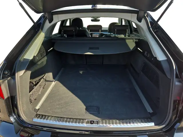 Audi S6 view 14