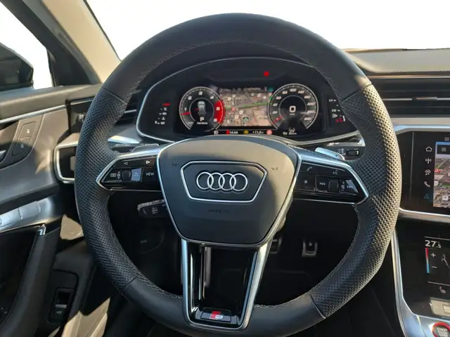 Audi S6 view 13