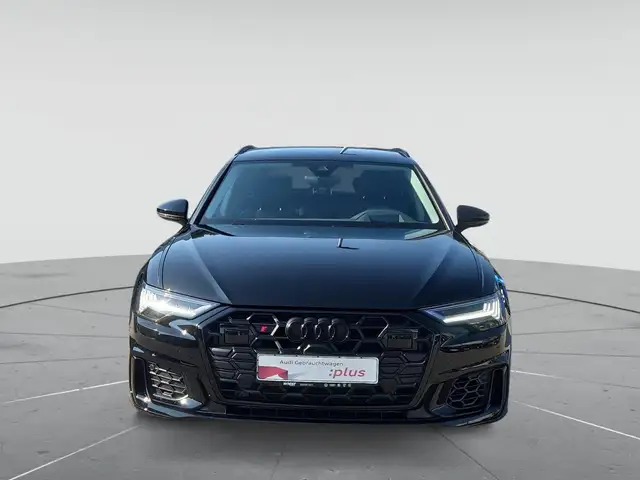 Audi S6 view 2