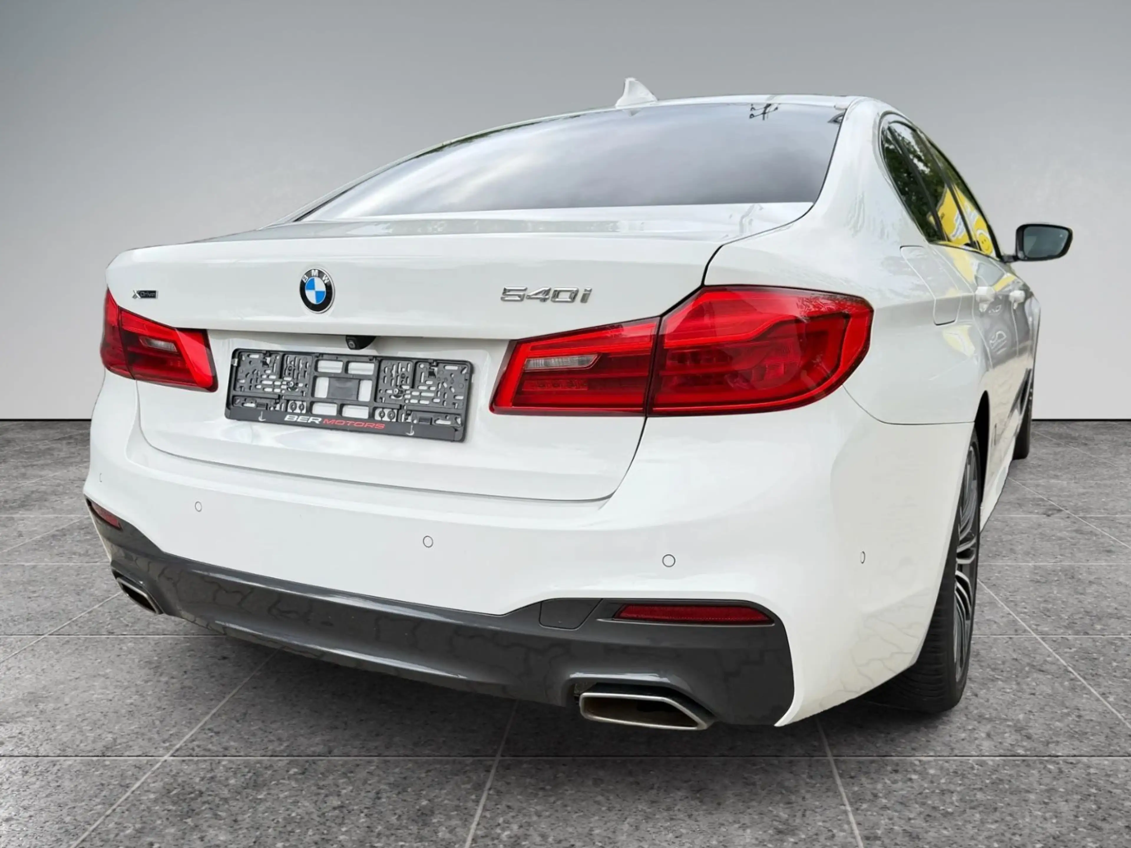 BMW 540 i xDrive/M Sport/HUD/SD/360°/ACC/Sitzkli./AHK — photo 7