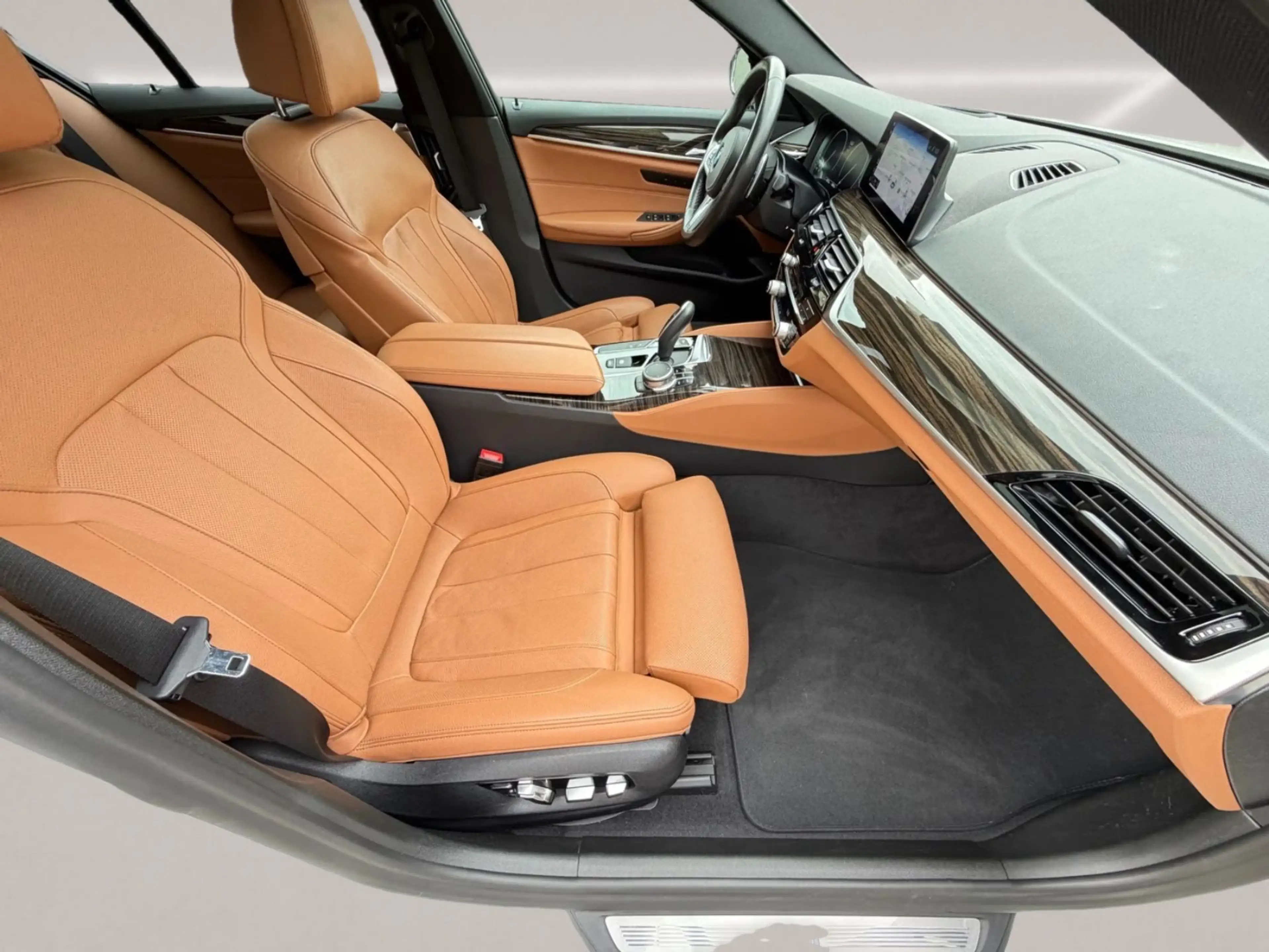 BMW 540 i xDrive/M Sport/HUD/SD/360°/ACC/Sitzkli./AHK — photo 11