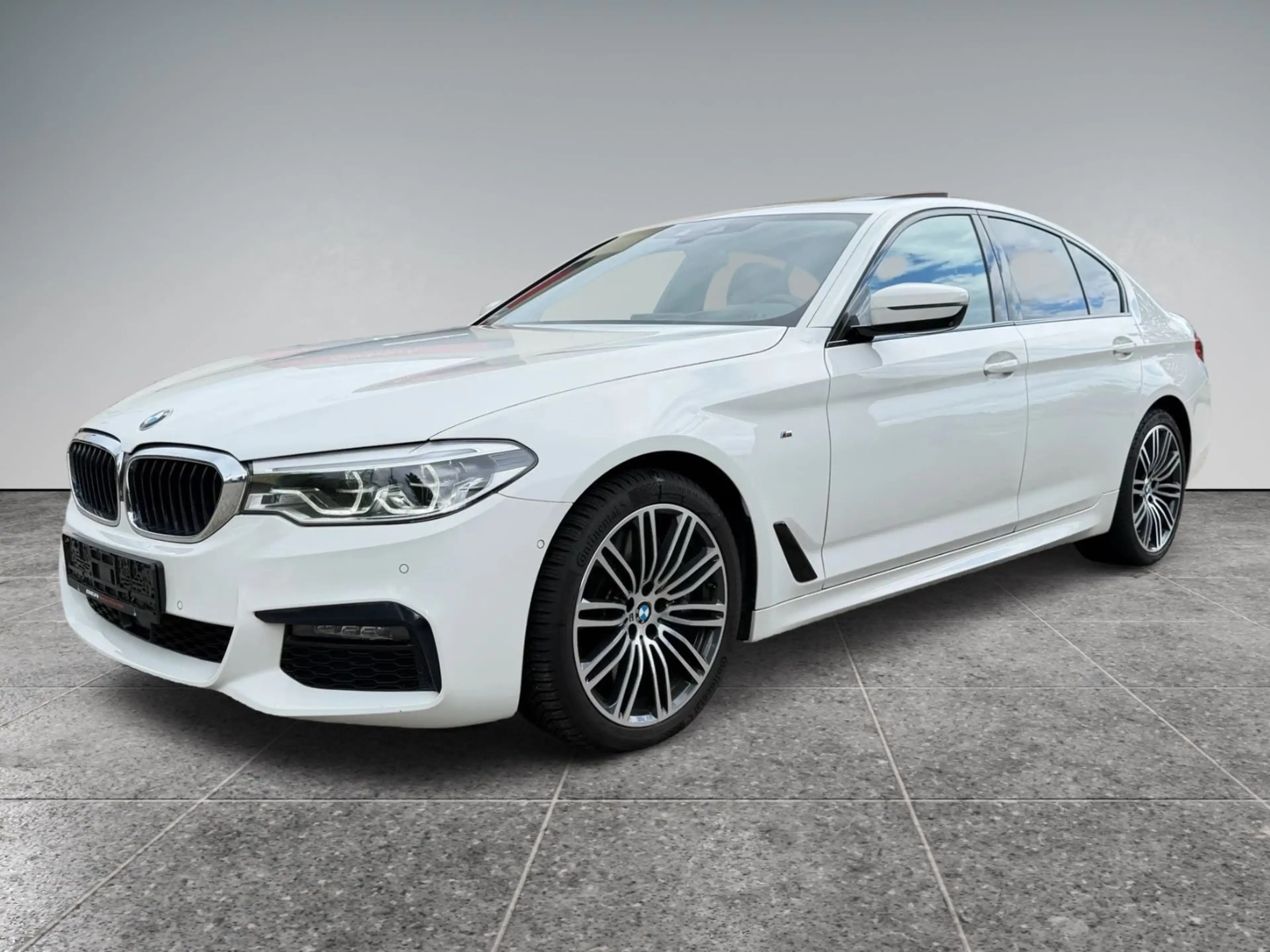 BMW 540 i xDrive/M Sport/HUD/SD/360°/ACC/Sitzkli./AHK — photo 2