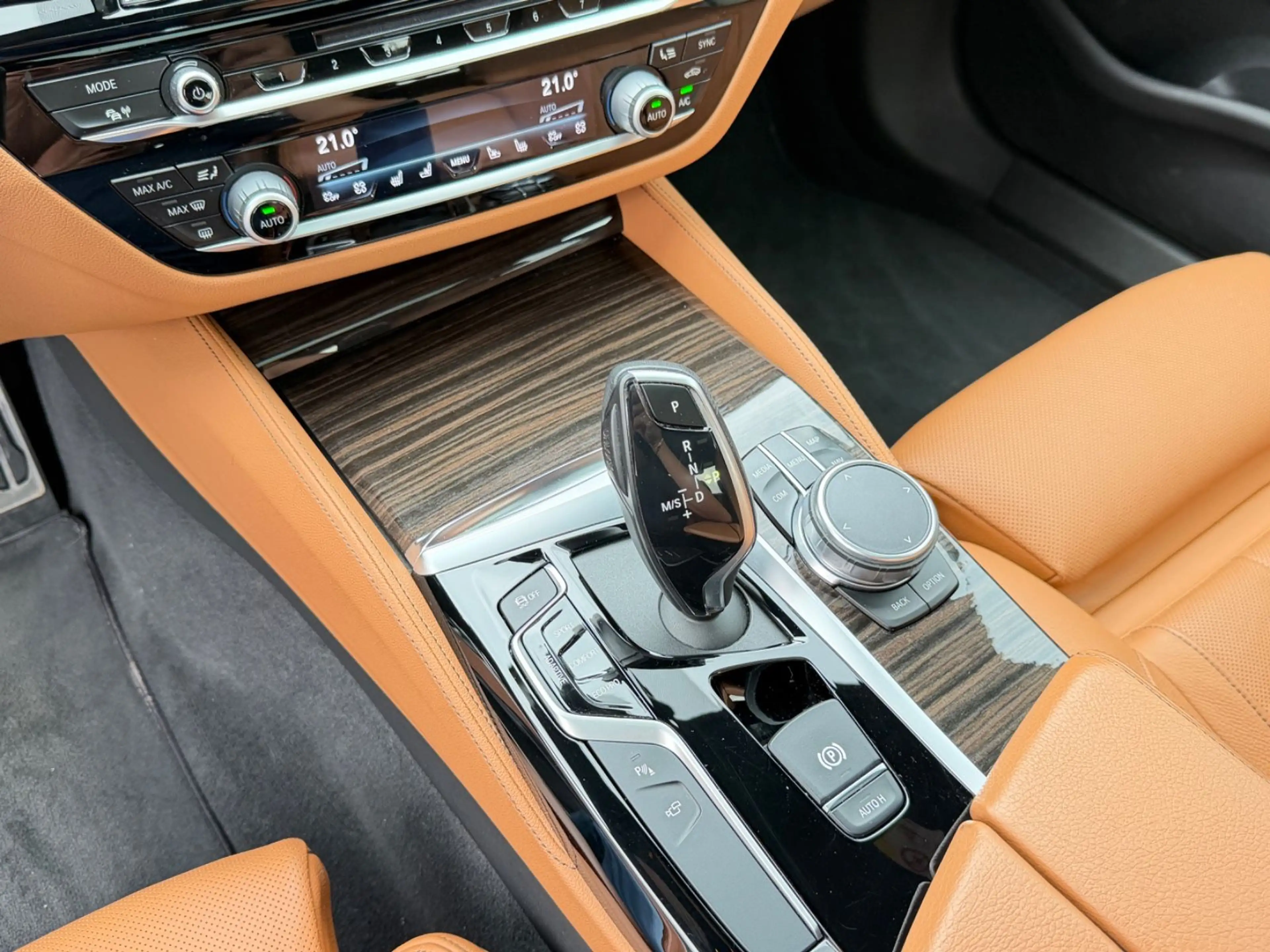 BMW 540 i xDrive/M Sport/HUD/SD/360°/ACC/Sitzkli./AHK — photo 15