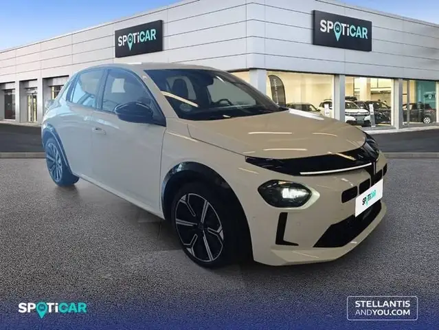 Lancia Ypsilon view 3